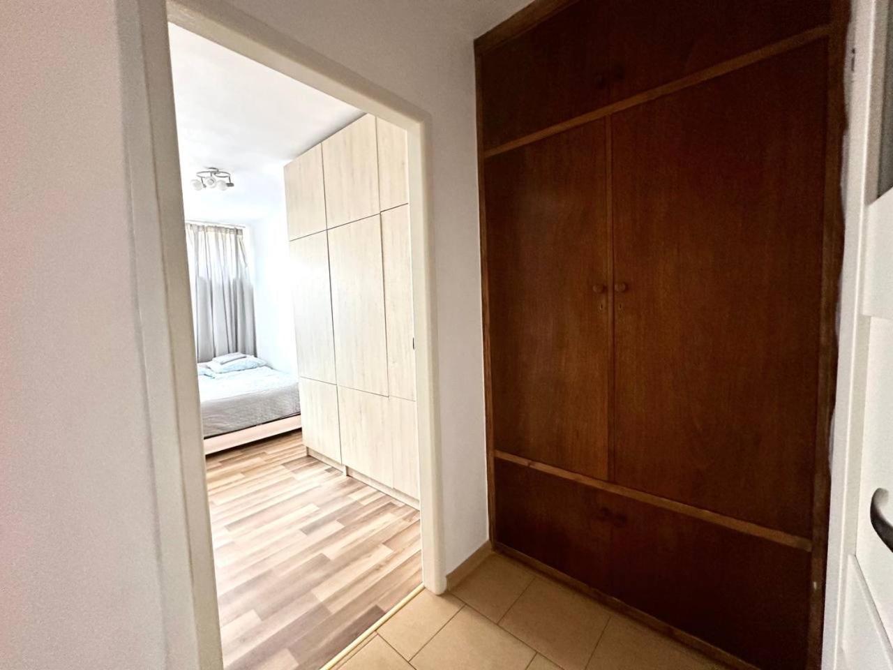 Ohmyhome - Park Mirowski Apartment Warsaw Ngoại thất bức ảnh